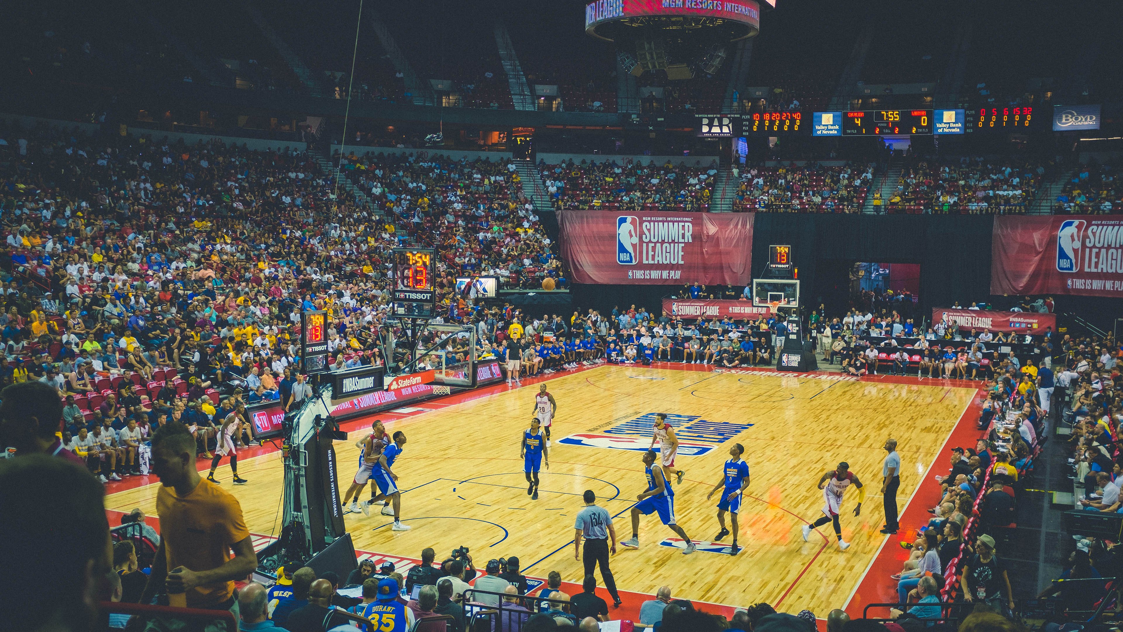 维尔·冯·威克:南非队的锋线引擎,他的进攻总是能打破防守封锁